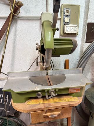 Ingletadora profesional verde