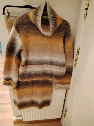 Conjunto punto Slowlove Falda y Jersey Talla XS