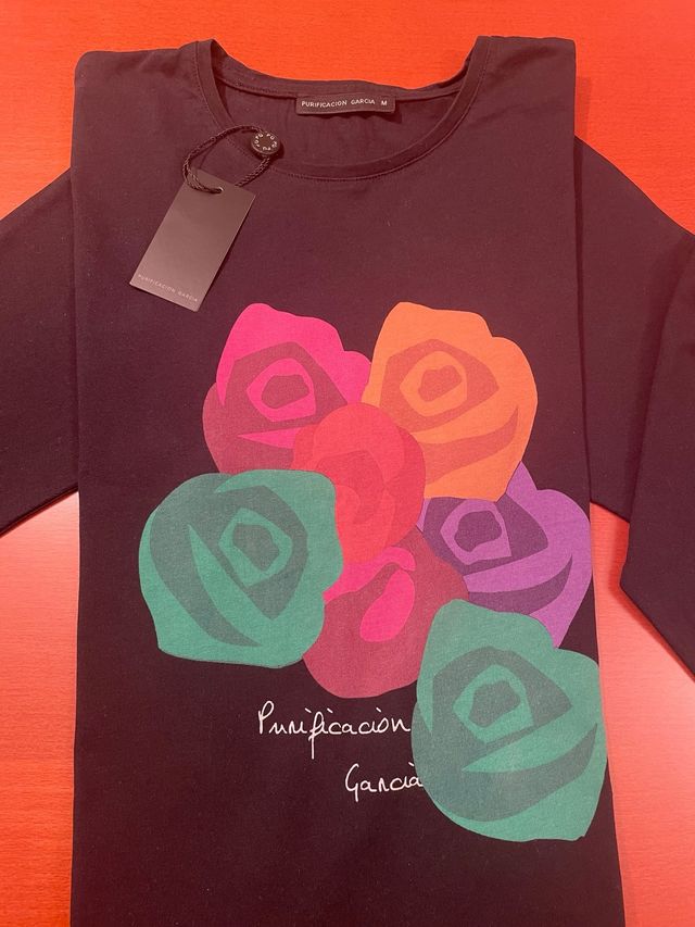Camiseta Purificación García flores manga francesa