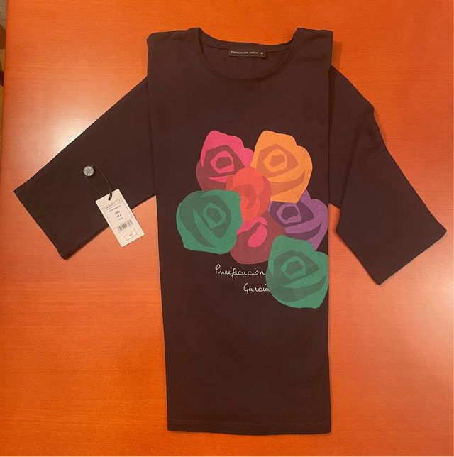 Camiseta Purificación García flores manga francesa