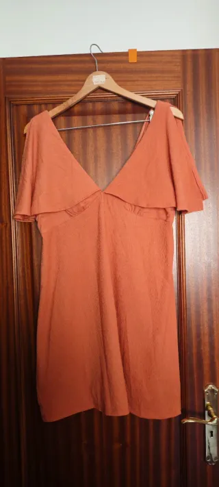 Vestido naranja de verano