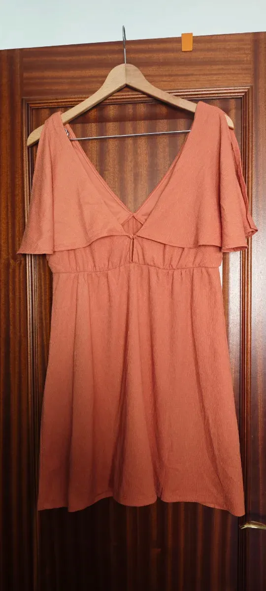 Vestido naranja de verano