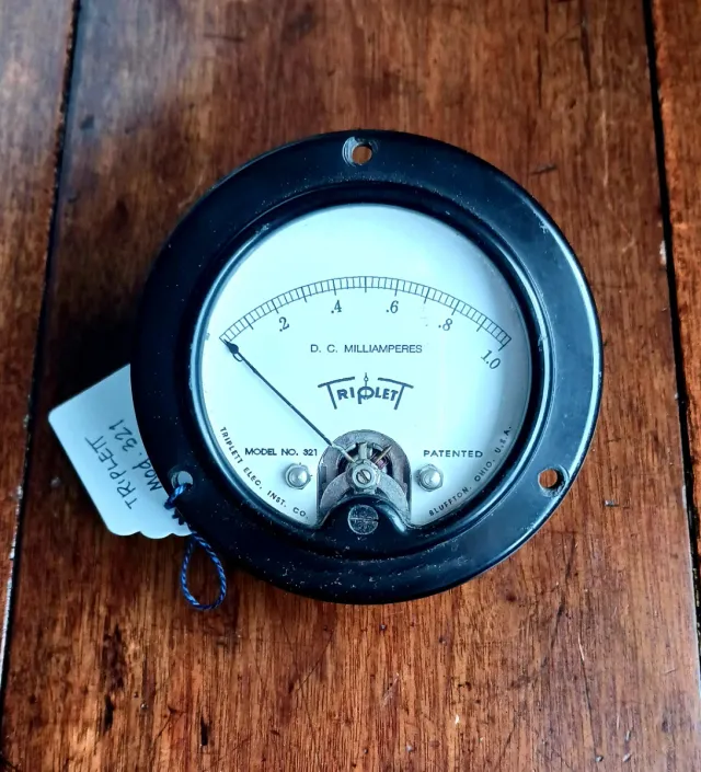 Galvanómetro Triplett Mod. 321 D.C. 1 mA