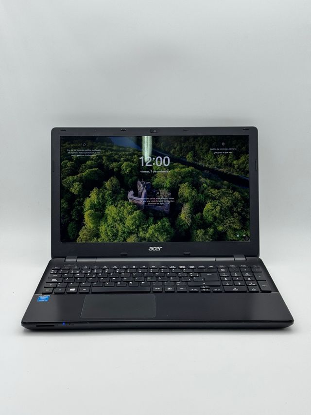 Portátil Acer i3 8GB RAM 240GB SSD ,15’ Windows 11