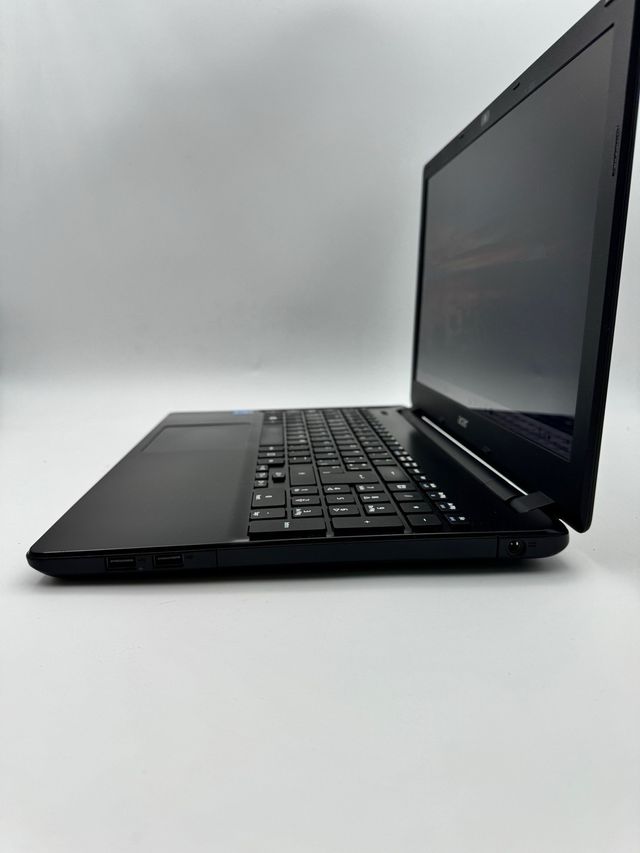 Portátil Acer i3 8GB RAM 240GB SSD ,15’ Windows 11