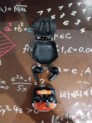 Cascos Inalámbricos Bluetooth Negros