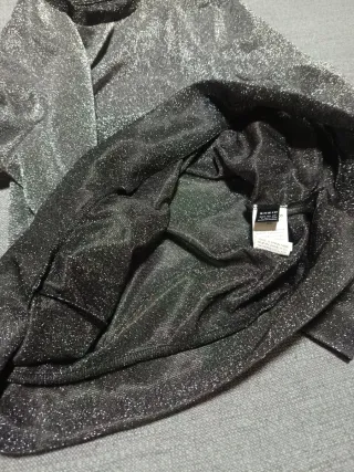 Jersey plateado tipo sudadera