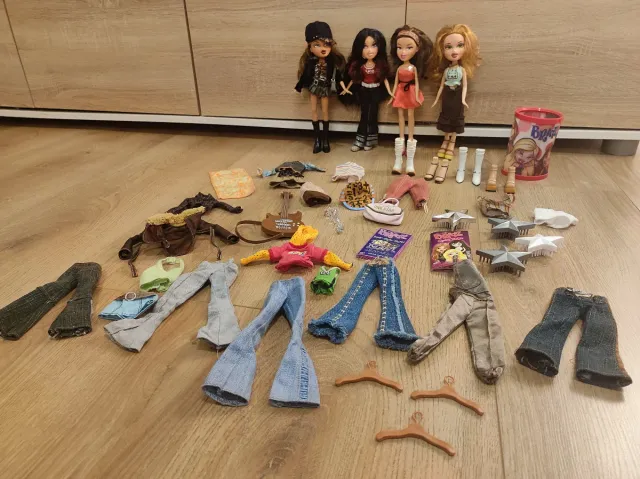 LOTE BRATZ ORIGINAL 2000s MGA