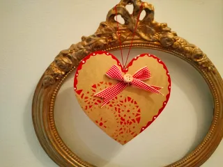 4 Corazones Decorativos Madera y tela