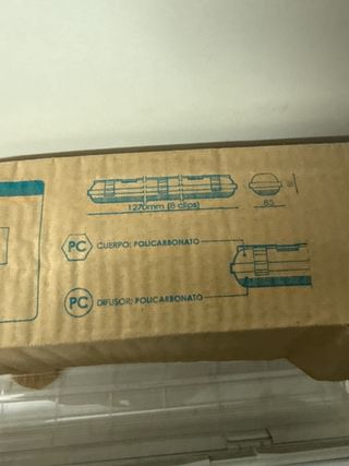 Pantalla para tubo fluorescente