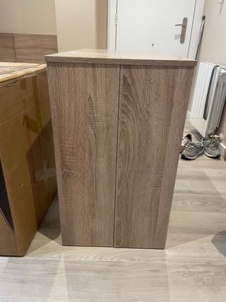 Mesa de comedor de madera