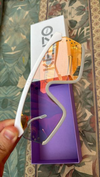 Gafas de sol Kenzo blancas y naranjas