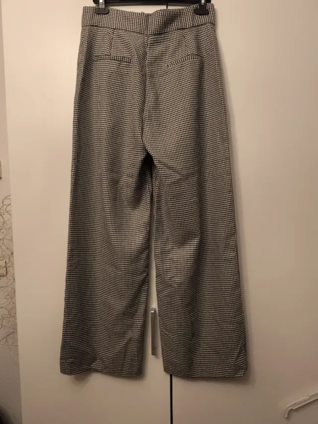 Pantalones pata de gallo