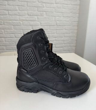 - 39 Botas Magnum Strike Force Talla policía