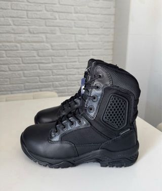 - 39 Botas Magnum Strike Force Talla policía