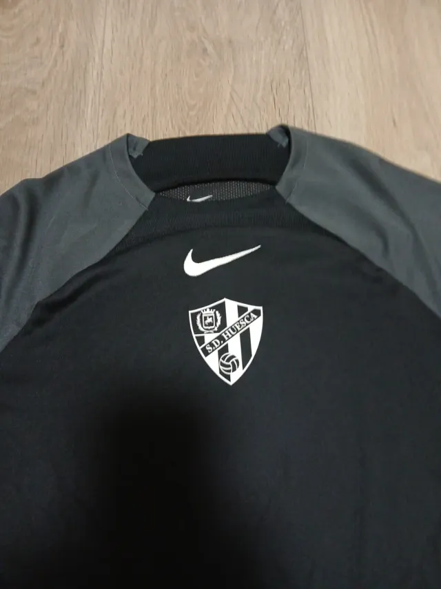 Camiseta Nike SD Huesca Talla XL Niño