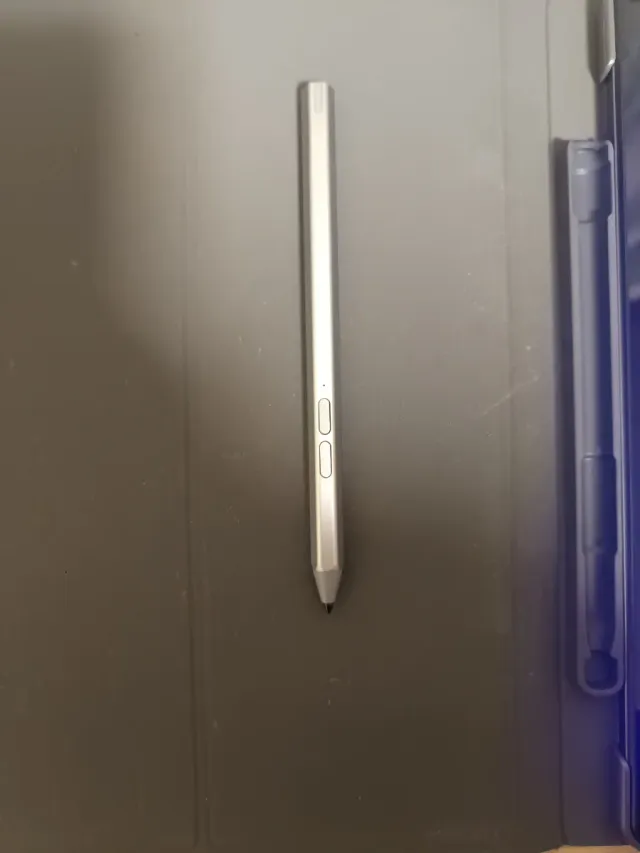 Lenovo M10 Plus 3ª Gen Tablet + Lápiz y Funda