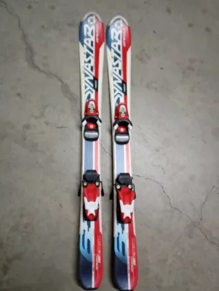 Esquís Dynastar Speed Niños. 1m altura