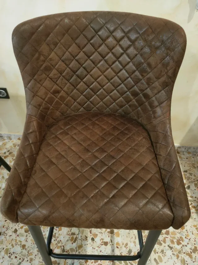 2 Taburetes altos respaldo tapizados