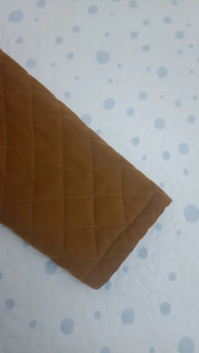 Chaquetón acolchado marrón