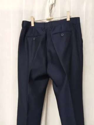 Traje de hombre azul