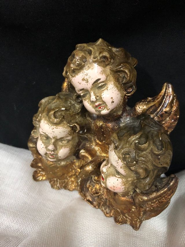 Angelitos para colgar dorados y rosas