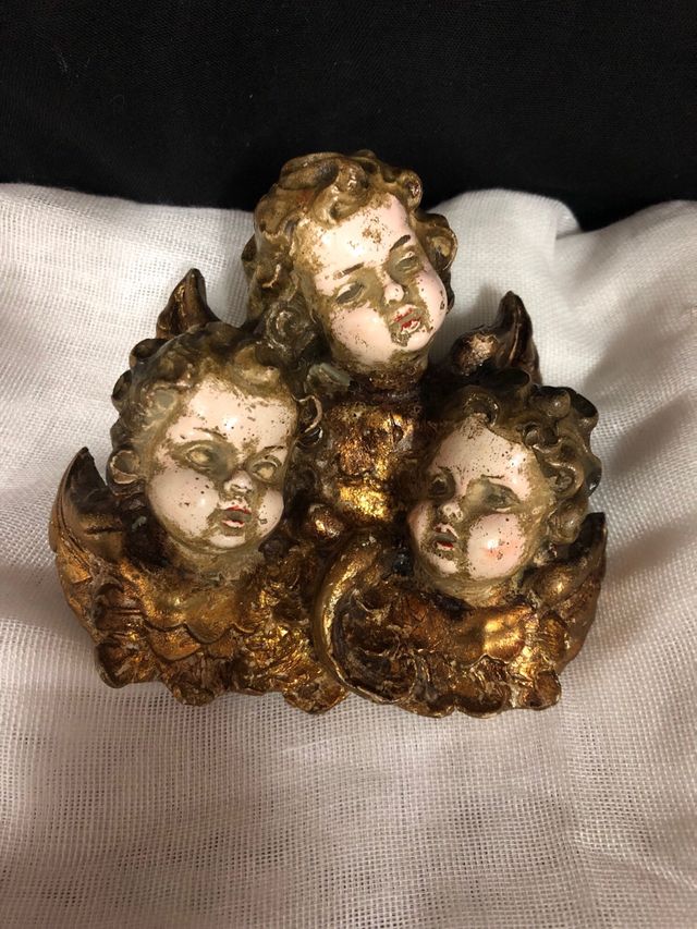 Angelitos para colgar dorados y rosas