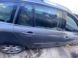 PUERTA TRASERA DERECHA RENAULT LAGUNA III GRANDTOU