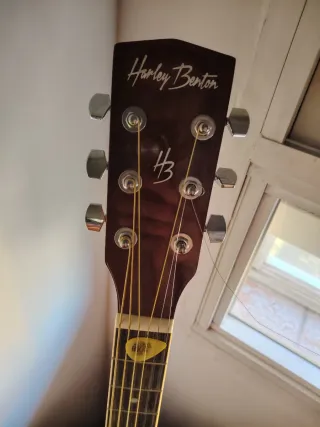 Guitarra Electroacústica Harley Benton