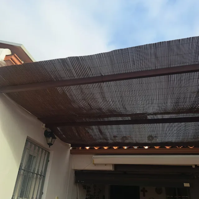 4 rollos Brezo PVC Tubo Redondo Marrón (1'50x3m)