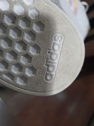 Zapatillas Adidas de chica 