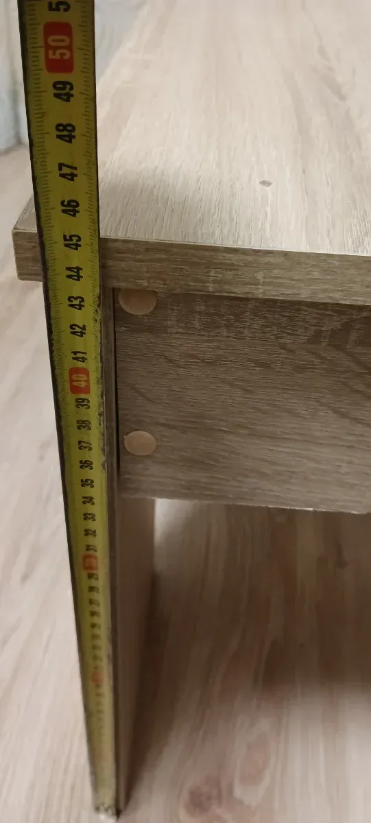 Mesita elevable - madera y metal - Mudanza