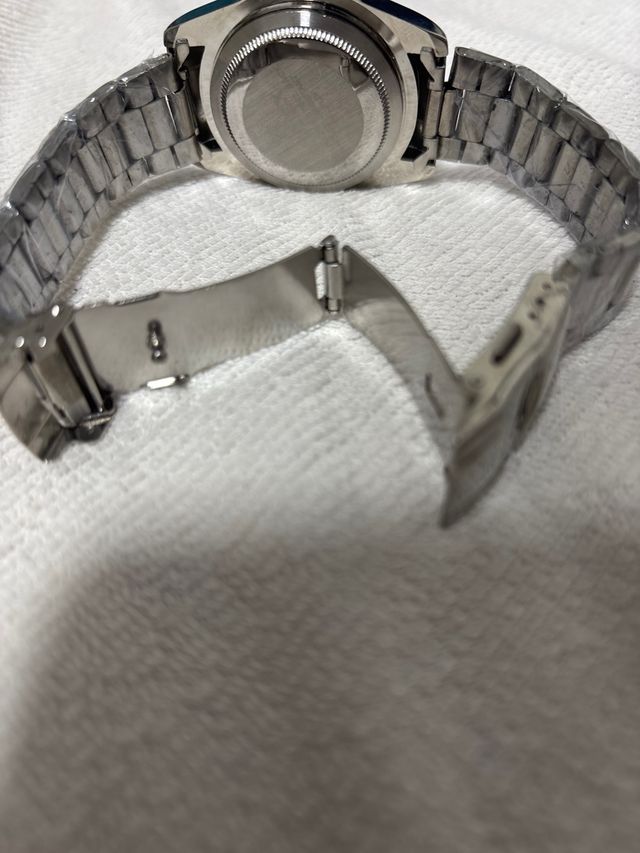 Orologio in scatola e in perfette condizioni