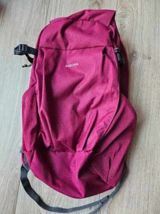 Mochila Quechua Senderismo 20L Roja