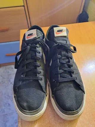 Bambas Nike Negras y Blancas