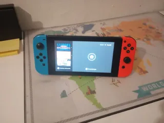 Nintendo Switch con Dock y Cargador