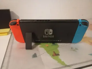 Nintendo Switch con Dock y Cargador