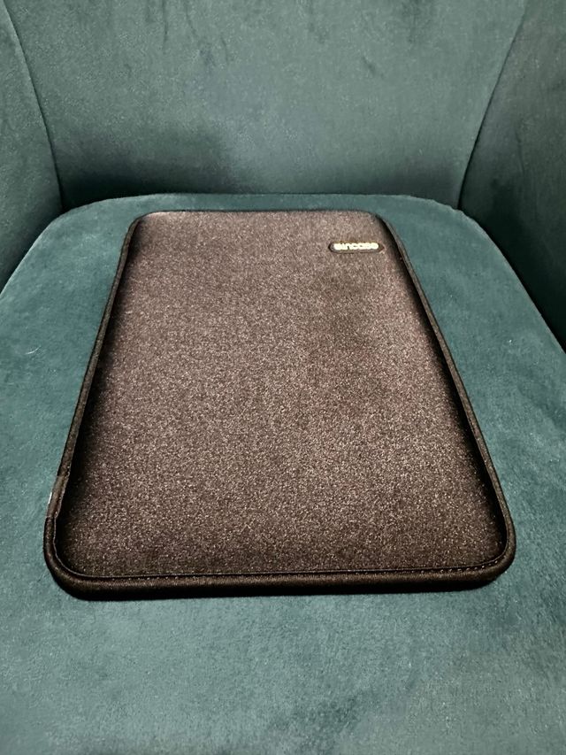 Capa protetora Incase para MacBook Air 11