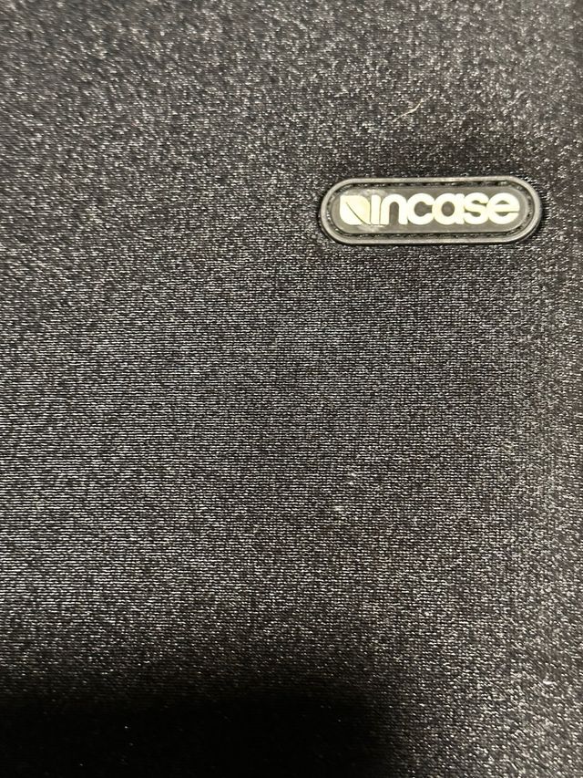 Capa protetora Incase para MacBook Air 11