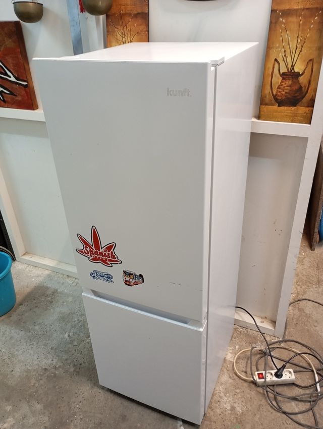 Nevera Combi Pequeña 50cm Ancho