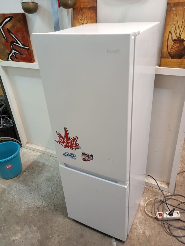 Nevera Combi Pequeña 50cm Ancho