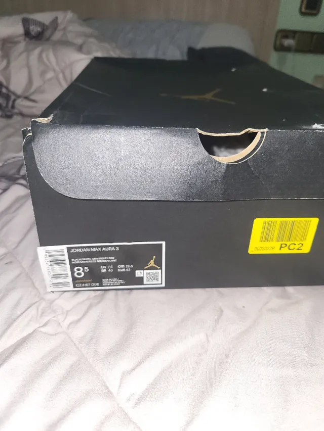 Jordan Max Aura 3 Negro/Rojo