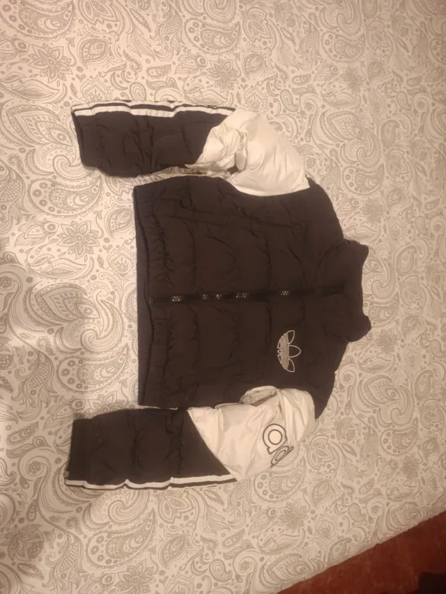 Giacca Adidas Nera e Bianca