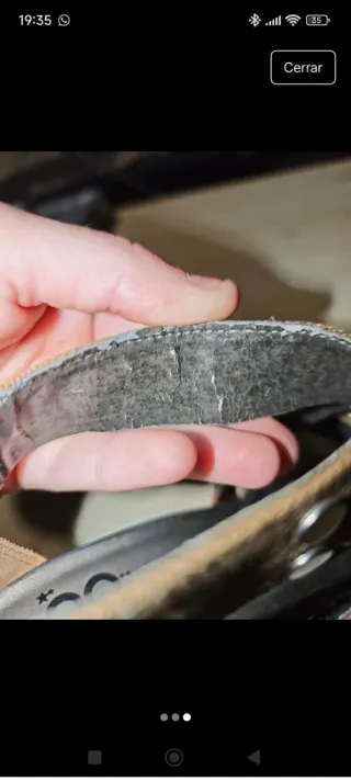 Sandalias de tacón verde militar y negro