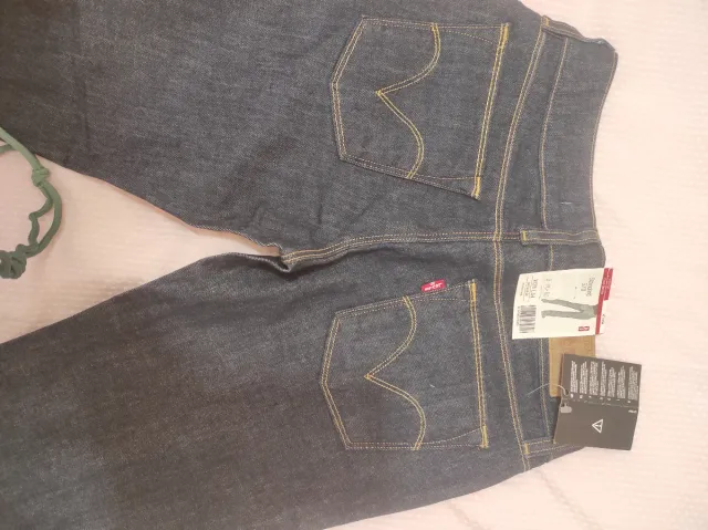 Vaqueros Levi's 570 Talla W28 L34