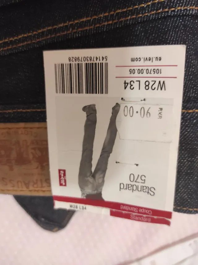Vaqueros Levi's 570 Talla W28 L34