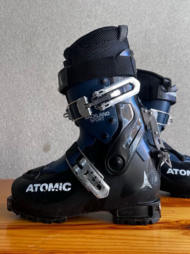 Bota de esquí de montaña Atomic