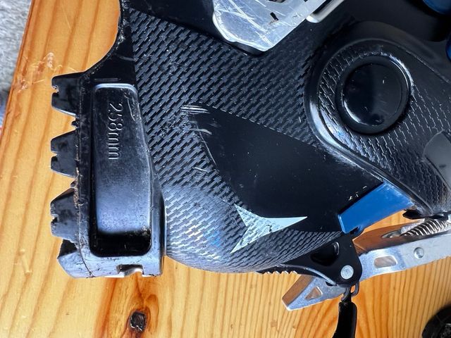 Bota de esquí de montaña Atomic