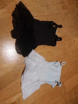 2 Maillots de Danza Negro y Blanco. Talla 6 a 10 a
