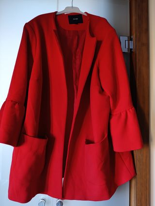 Abrigo Kiabi Rojo Mujer